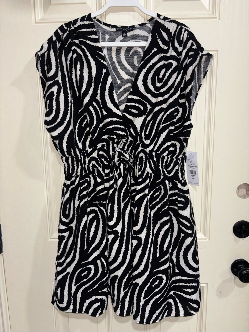 Black & White Swirl V-Neck Drawstring Dress - Picture 1 of 9